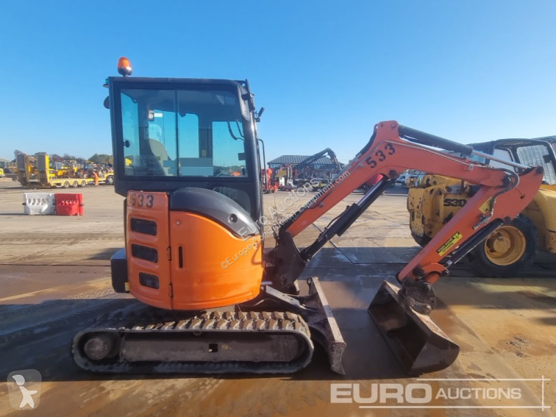 Lopatový nakládač Hitachi ZX26U-5A CLR