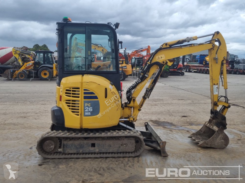 جرافة Komatsu PC26MR-3