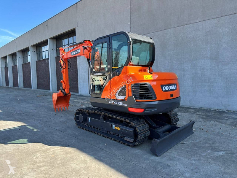 Skovel Doosan -9C