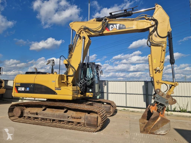 جرافة Caterpillar LRR * 2011r. *