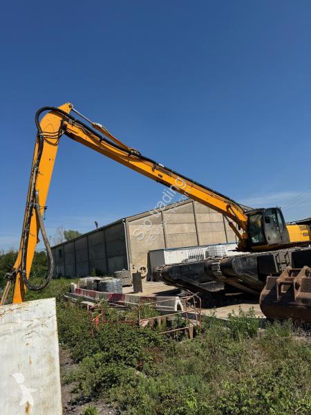 Lopatový nakládač JCB BIGFLOAT 220LC