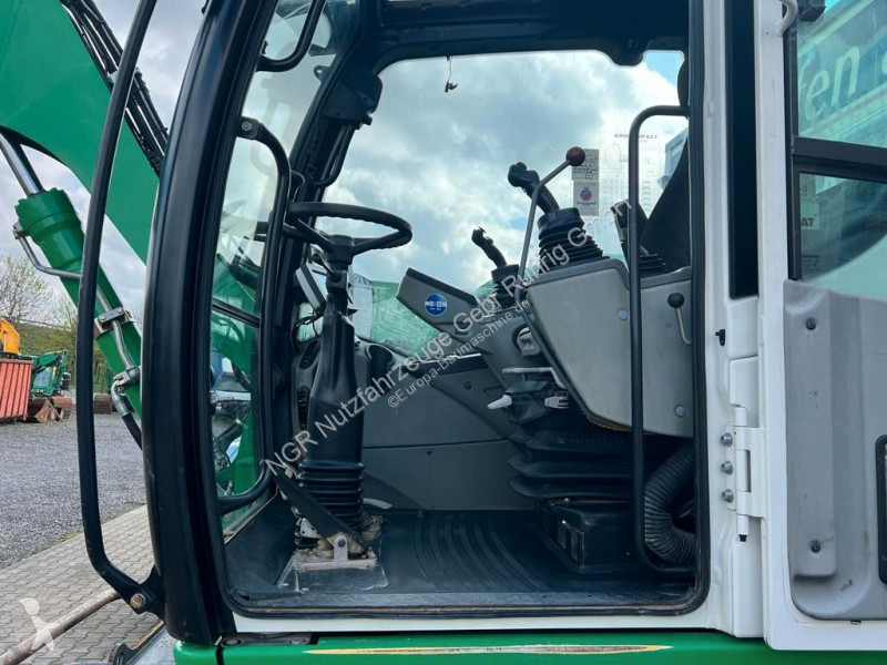 Rýpadlo Liebherr Compact guter Zustand