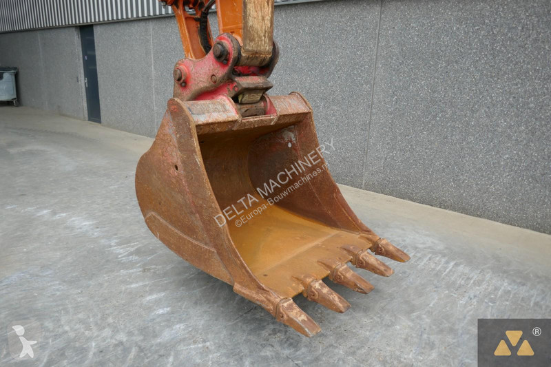 Rýpadlo Hitachi