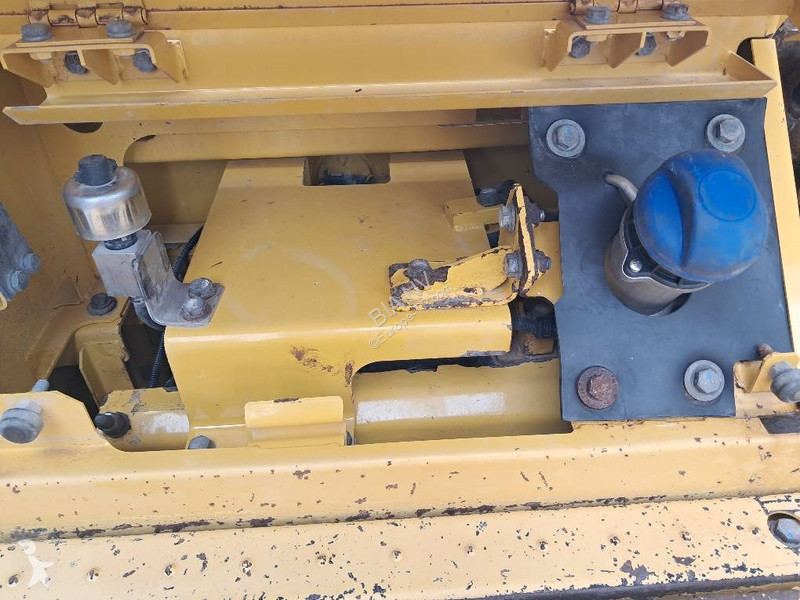 جرافة Komatsu HB365LC-3 Hybrid