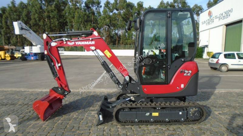 Lopatový nakládač Yanmar SV22