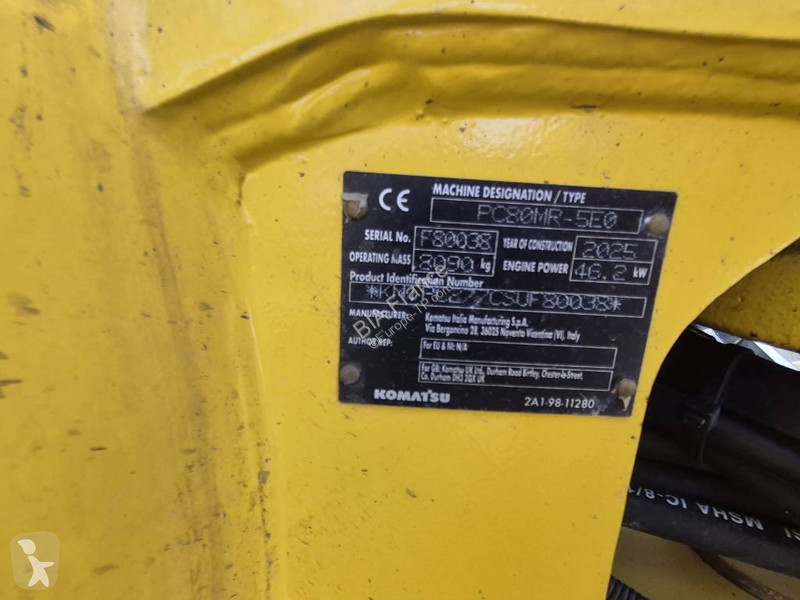 جرافة Komatsu PC80MR-5