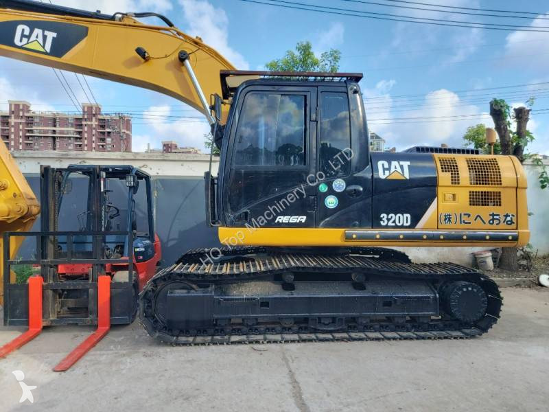 جرافة Caterpillar 320D2 320