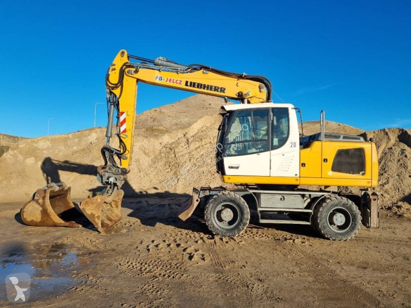 Lopatový nakládač Liebherr A 918