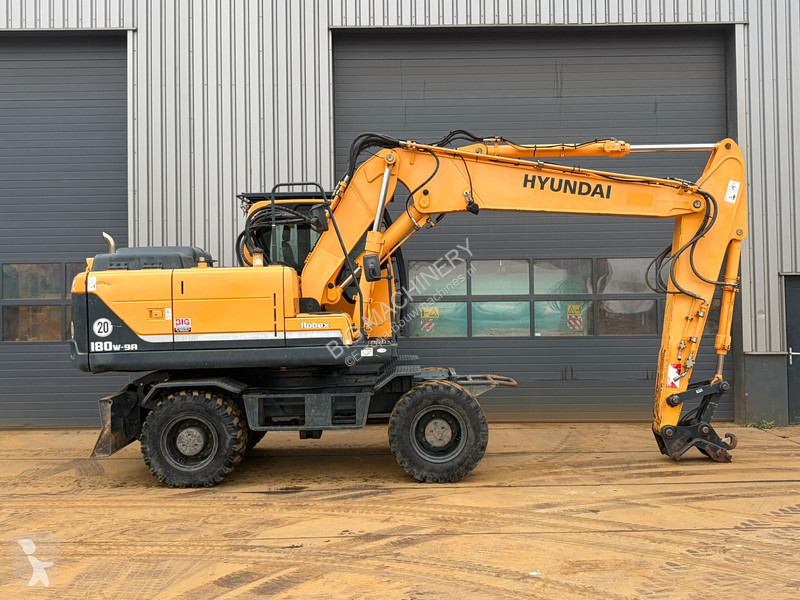 Rýpadlo Hyundai Robex 180W-9A