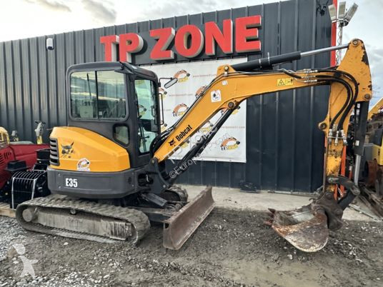 Lopatový nakládač Bobcat e35 à 23 500 € ht