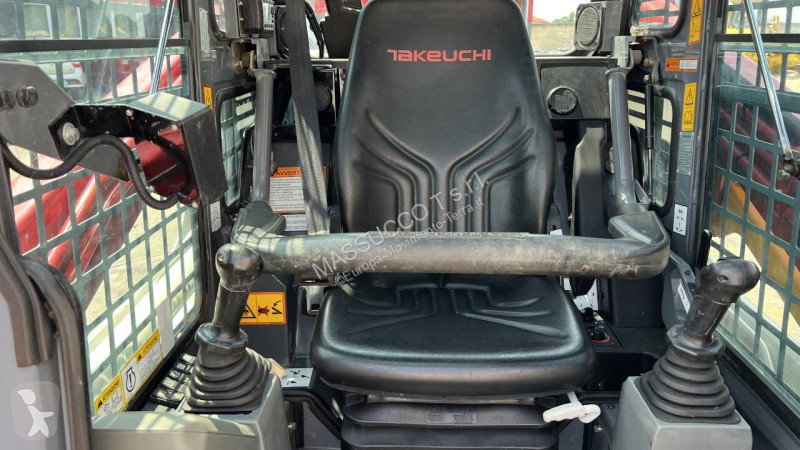 Rýpadlo Takeuchi TL8 HF