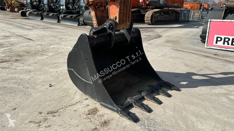 Rýpadlo Hitachi