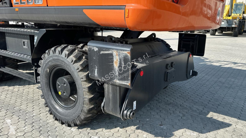 Rýpadlo Hitachi ZX220W-7