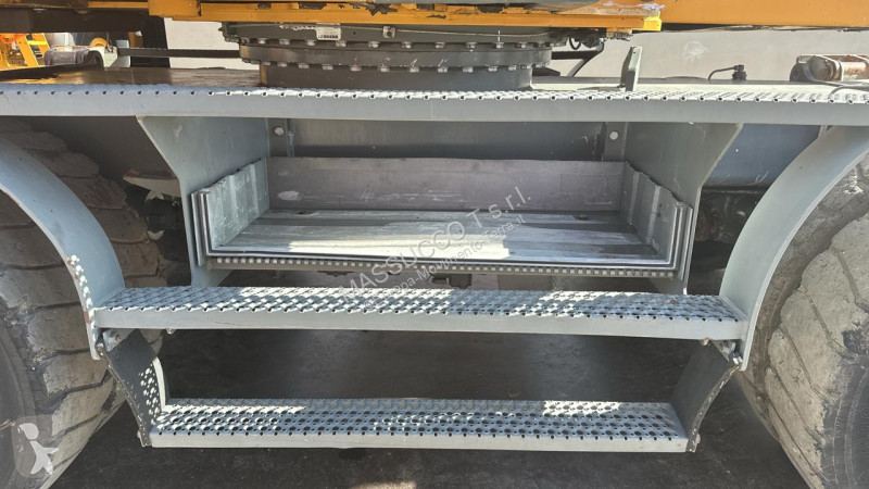 جرافة Liebherr