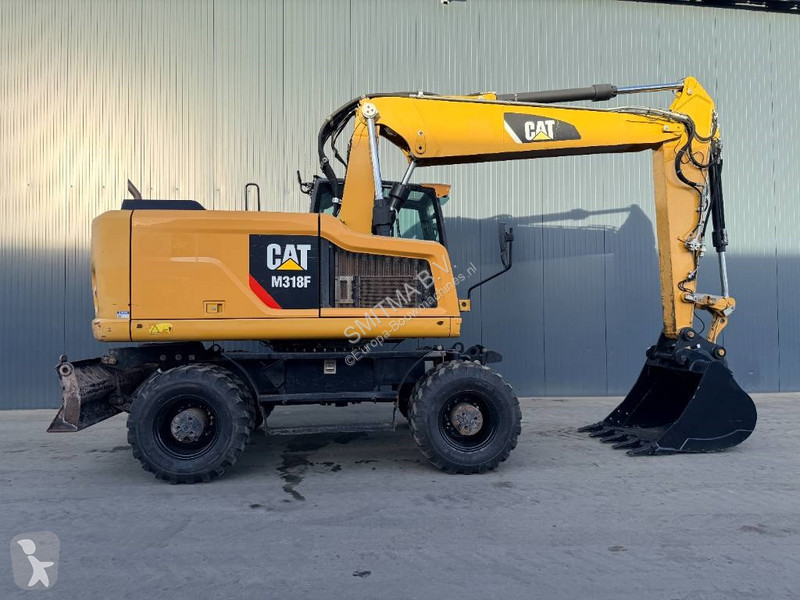 جرافة Caterpillar F