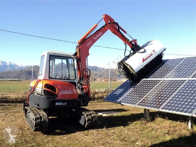 جرافة Kubota U45