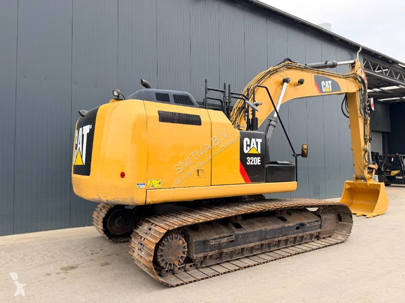 جرافة Caterpillar 320E