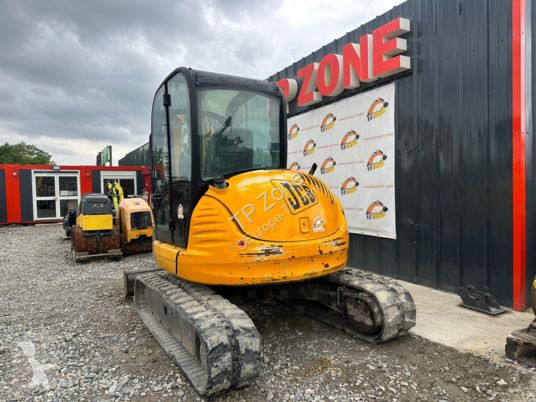 Lopatový nakládač JCB à 18 500 € ht
