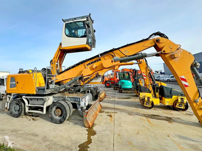 Lopatový nakládač Liebherr LH 22 M LITRONIC *...