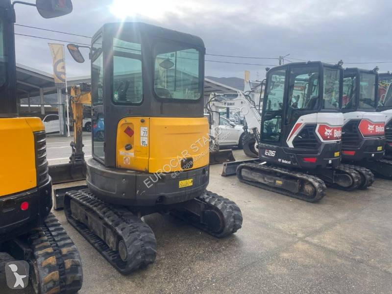 Lopatový nakládač Bobcat E 26