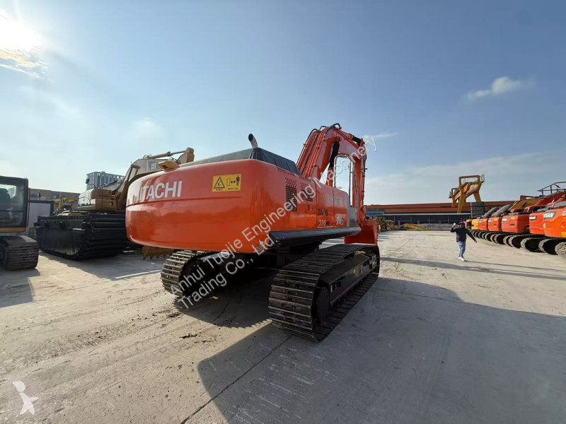 Rýpadlo Hitachi