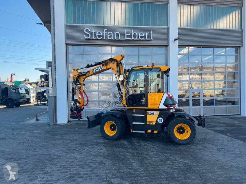 جرافة JCB Pro / Skid-Steer-Aufnahme / 375h / 2024