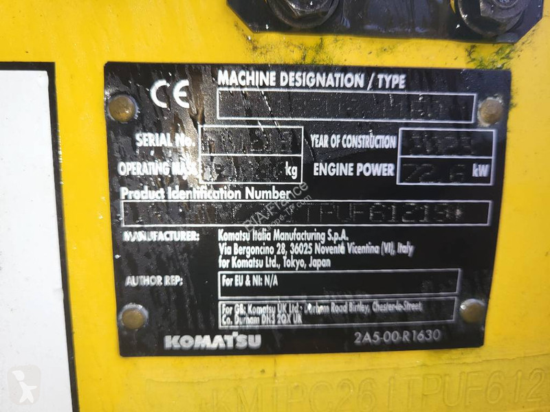 Pelle Komatsu PC138US-11