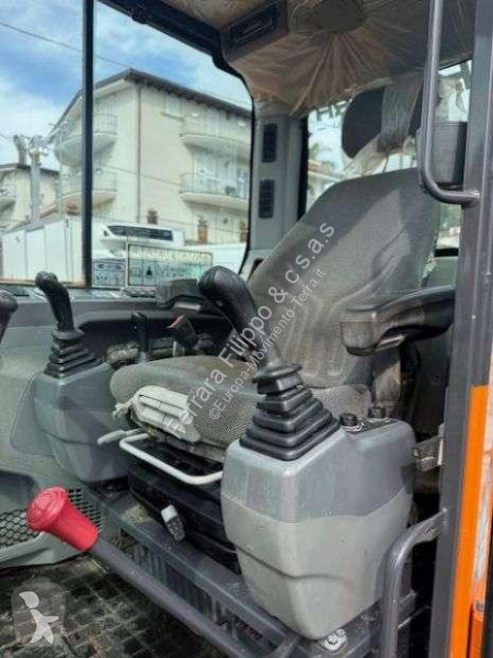Rýpadlo Doosan DX62R