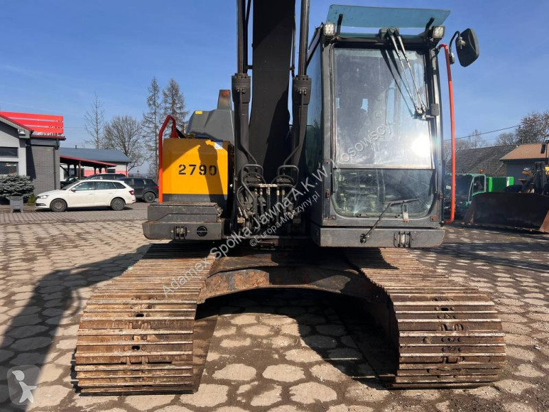 جرافة Volvo 140 EL