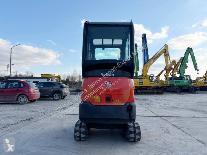 Lopatový nakládač Kubota KX016-4