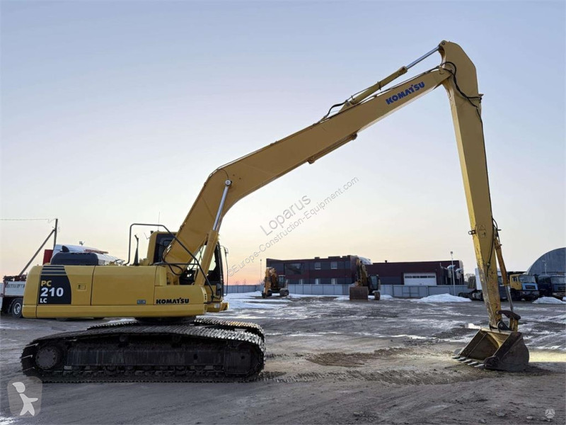 Экскаватор Komatsu LC-8 LONGREACH 900 mm