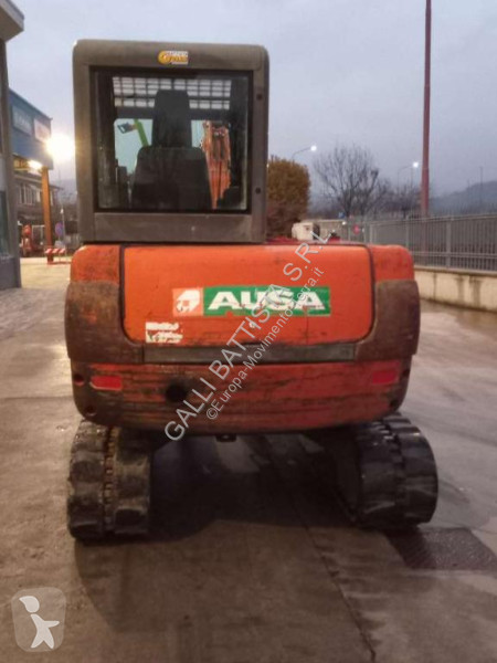 جرافة Ausa MH45C