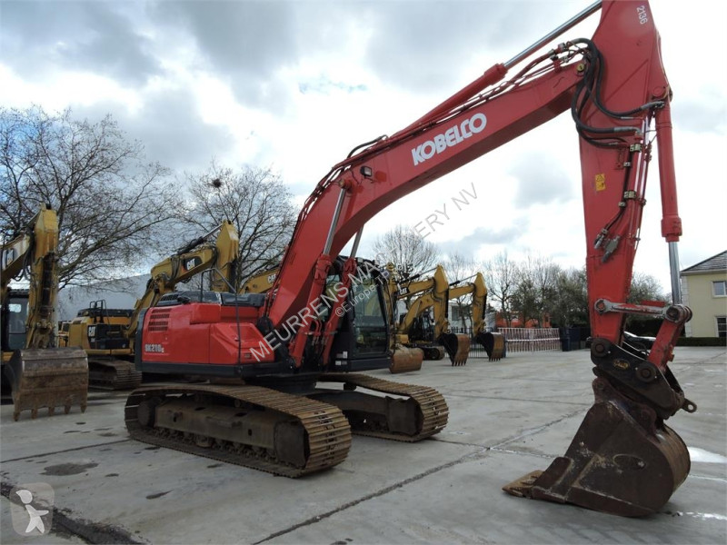 جرافة Kobelco SK210