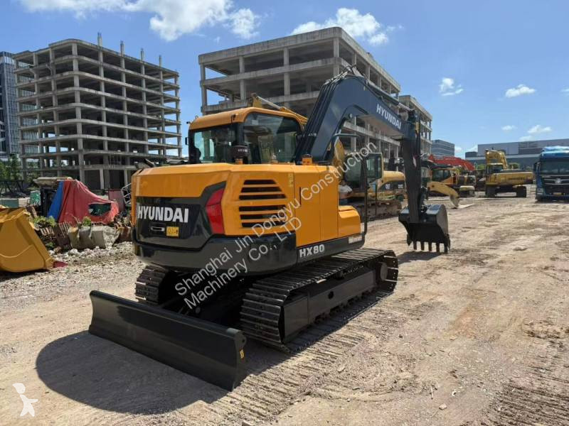 جرافة Hyundai HX80HD