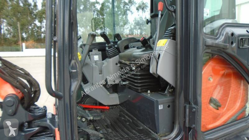 جرافة Kubota