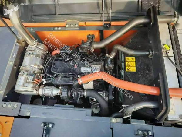 Lopatový nakládač Develon DX220LCA