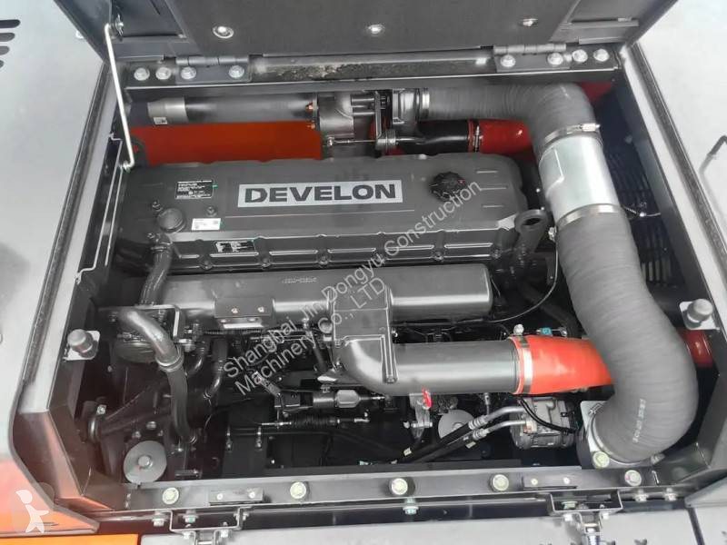 Lopatový nakládač Develon DX360LCA-7B