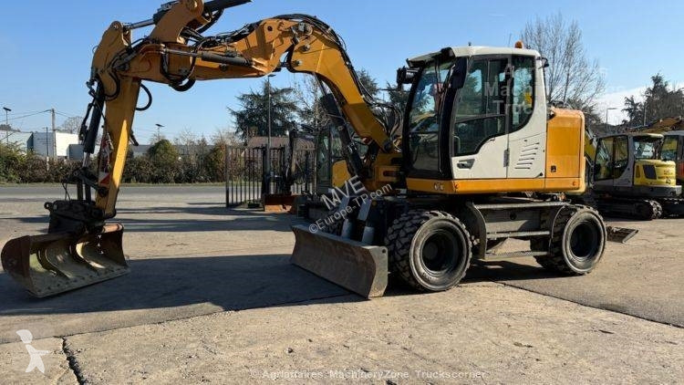 جرافة Liebherr