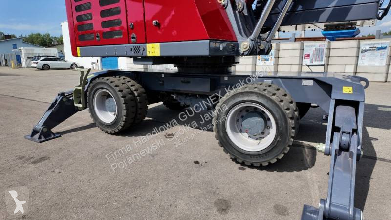 Lopatový nakládač Fuchs MHL 331