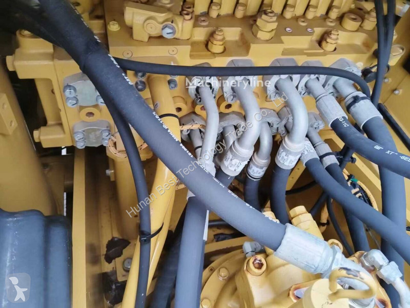 Escavatore Caterpillar 320