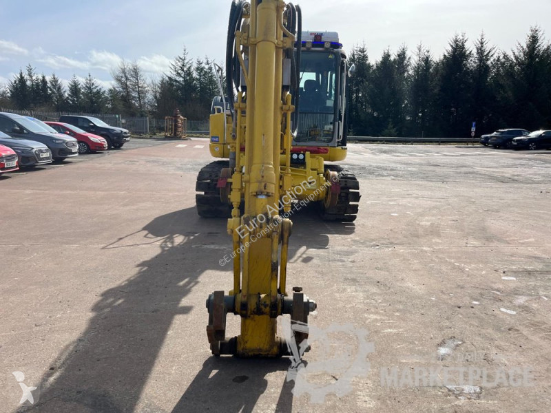 Екскаватор Komatsu 138US2