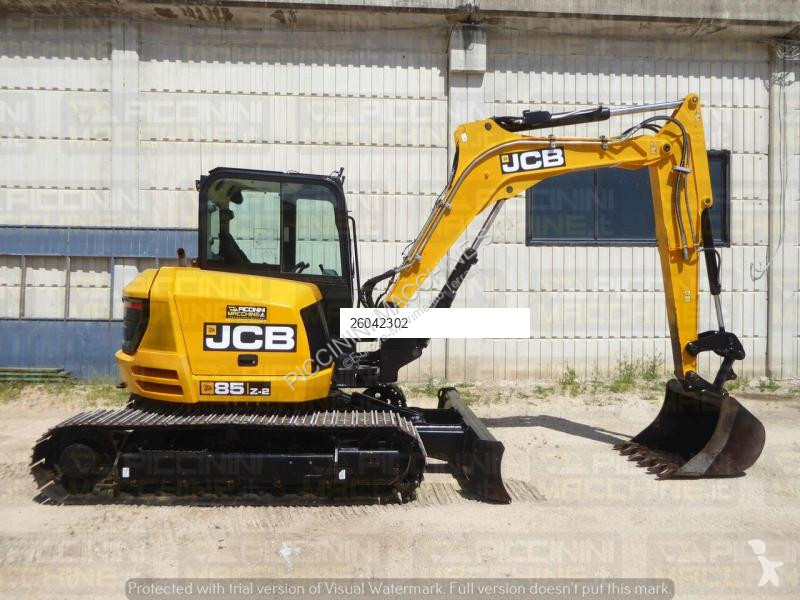 Lopatový nakládač JCB