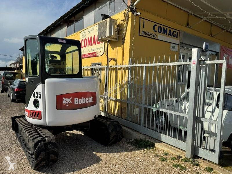 Lopatový nakládač Bobcat