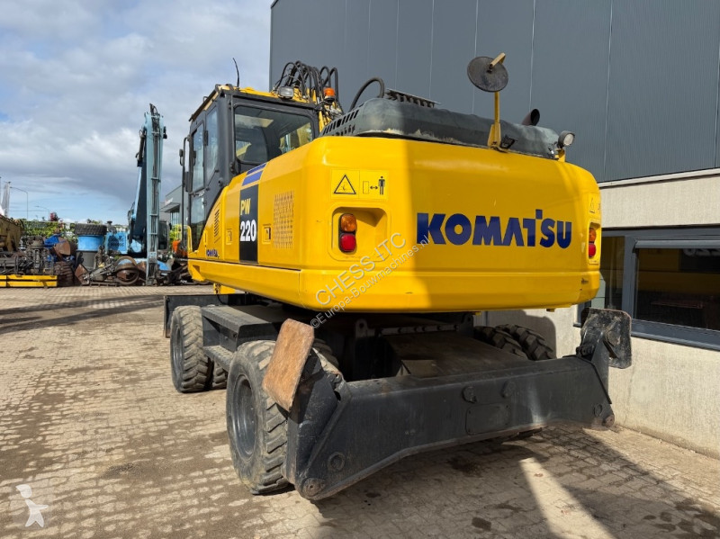 جرافة Komatsu 220-7 - 220 - 200 -