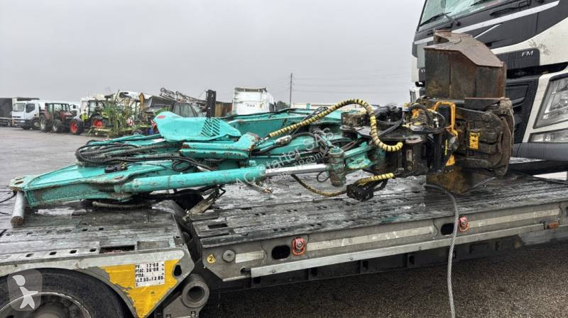 Rýpadlo Kobelco SK75SR
