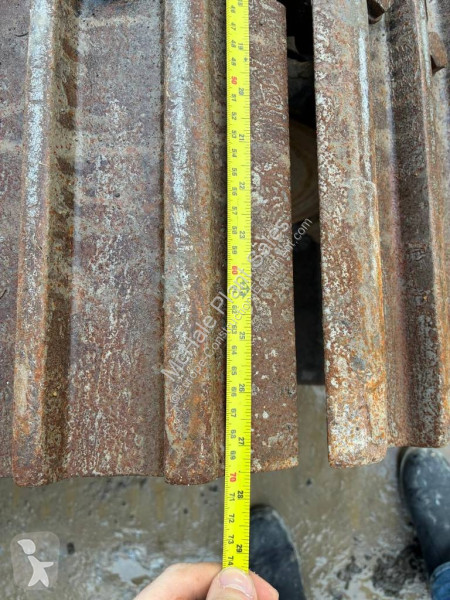 جرافة Komatsu LC11