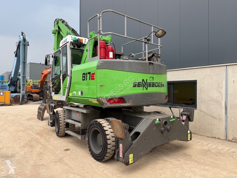 جرافة Sennebogen 817 E - 817M E - 818 E - E