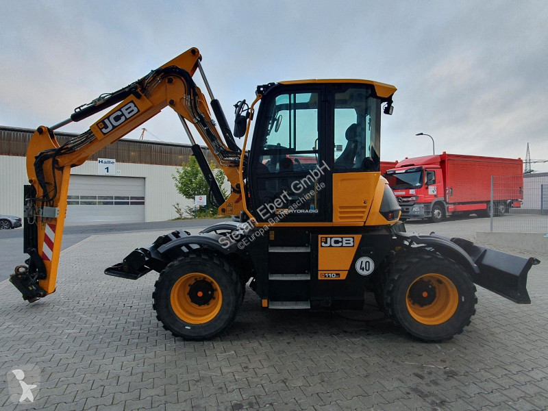 جرافة JCB 110W / Pratzen / nur 572h! / 2023
