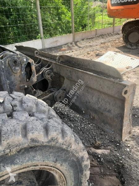 جرافة Hidromek 140W-3B