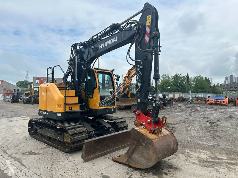 جرافة Hyundai HX 130 ALCR Kettenbagger 76.000...